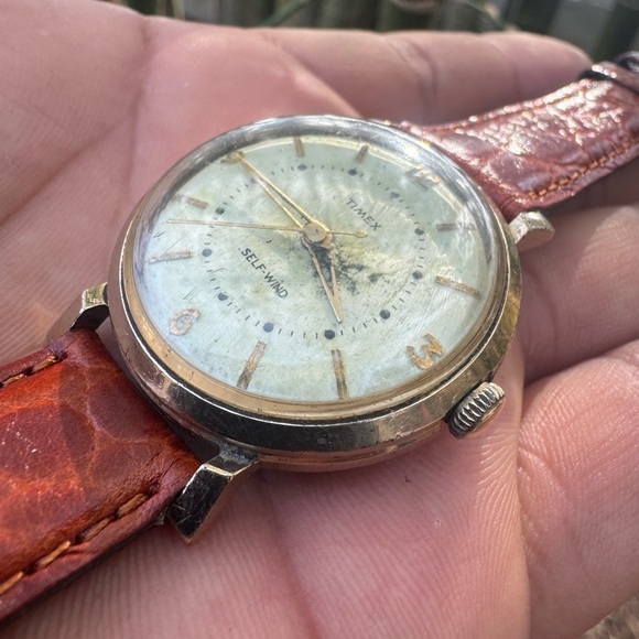Vtg Timex Self-Wind Gold Tone Men’s Watch 🔥 - Picture 5 of 10